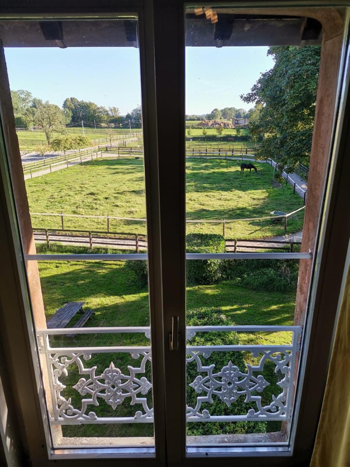 Manoir Du Taillis Bed & Breakfast Heugon Екстериор снимка